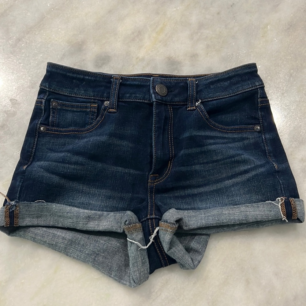 American Eagle Hi-Rise Shortie shorts size 2